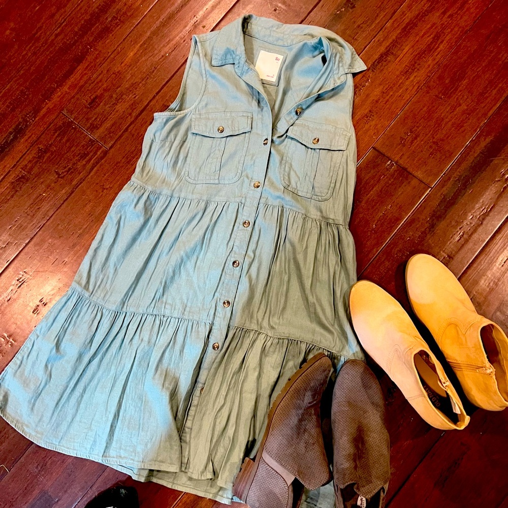 Dress!